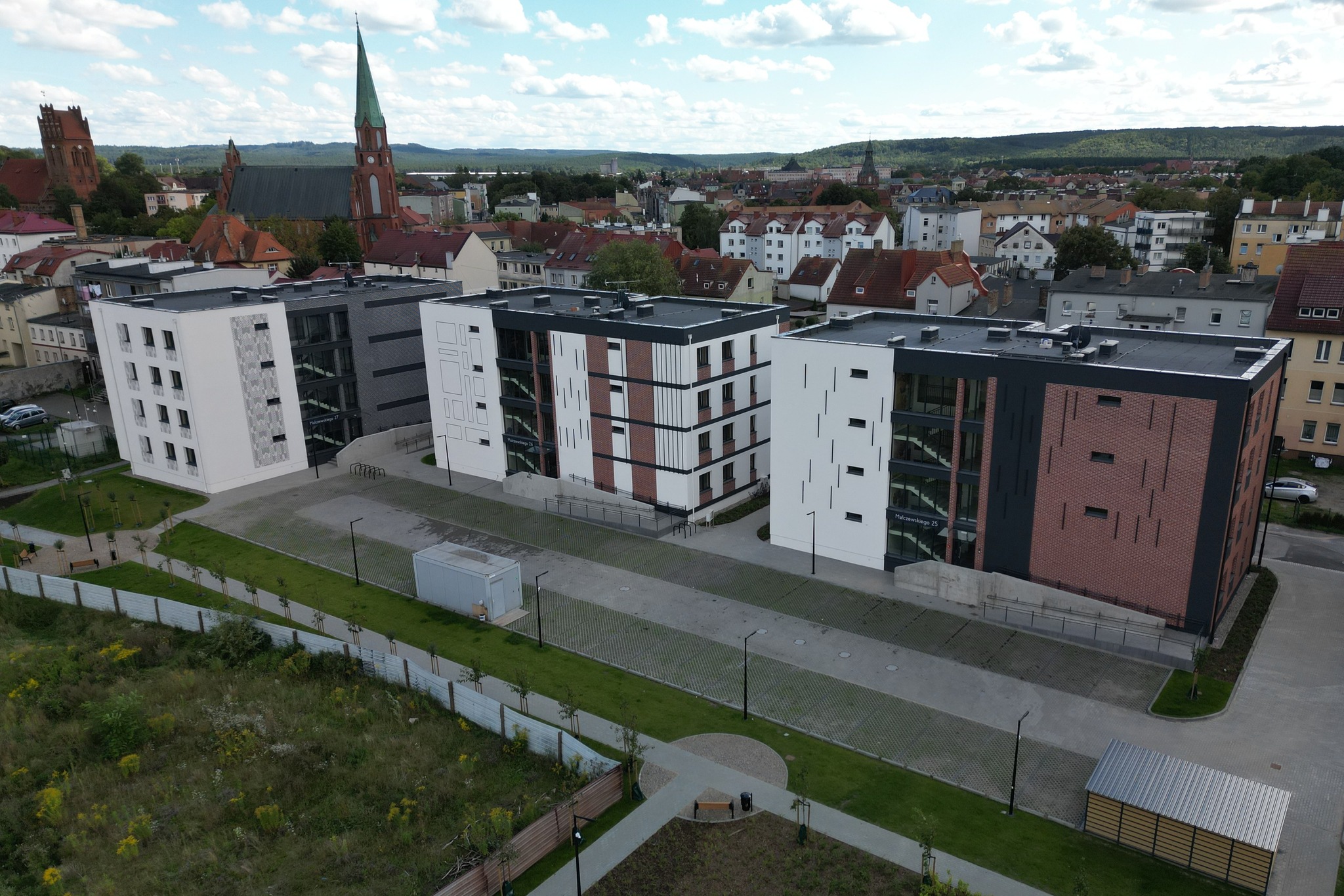 Montaż okien PCW w budynkach komunalnych przy ul. Malczewskiego - Lębork